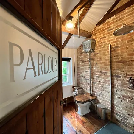 Riverside Mews - High Street * Yarm